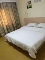 Yimi Hotel Shiqiao Metro Branch