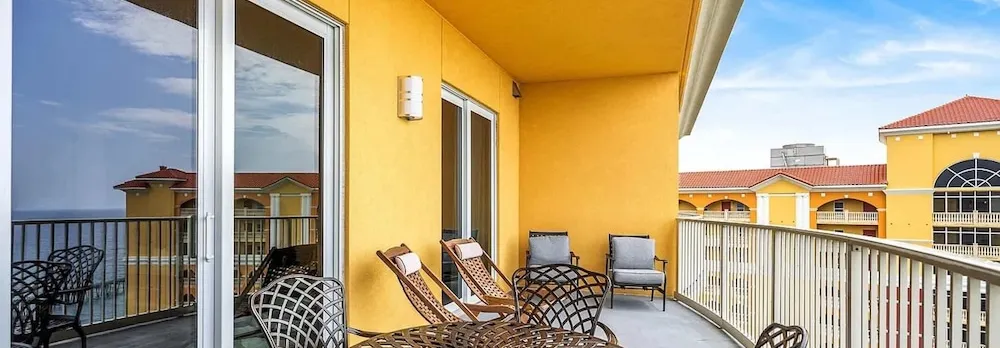 Salt and Shore Escape Sleeps 7