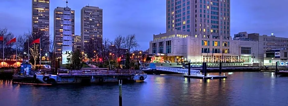 Hilton Philadelphia at Penn’s Landing