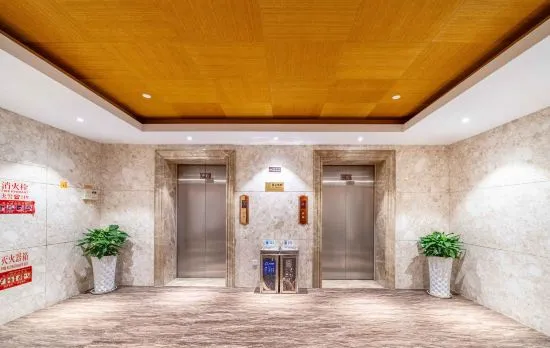 Hangzhou Wassim Hotel (Huanglong Sports Center Xueyuan Road Subway Station)