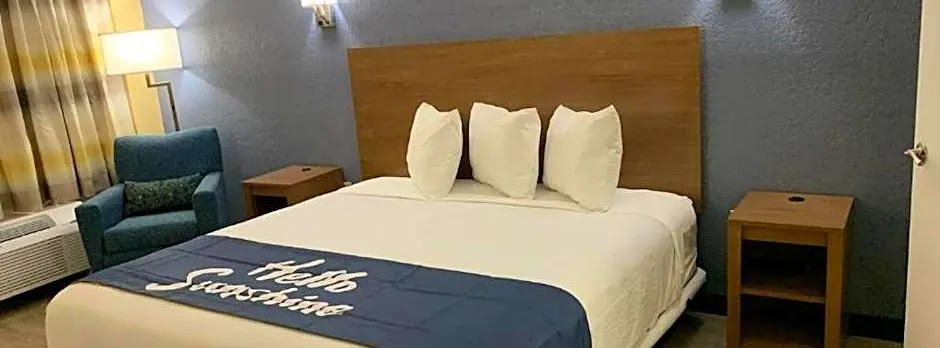Days Inn by Wyndham Apopka/Orlando