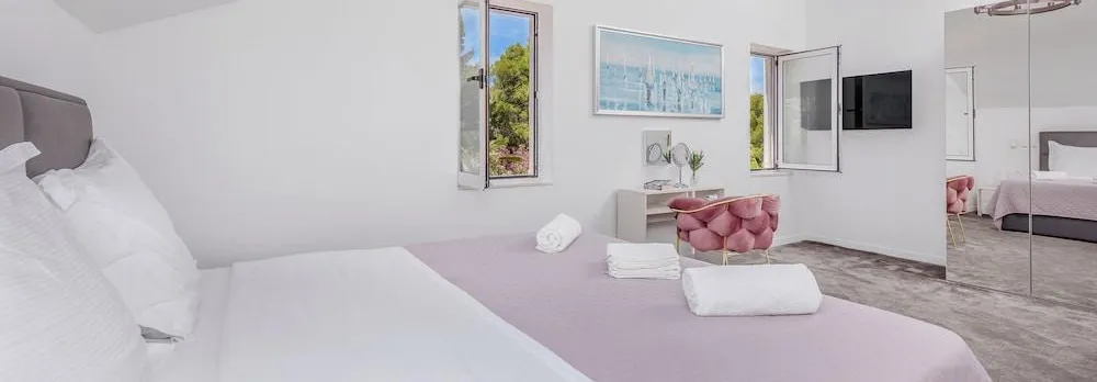 Villa Elixir