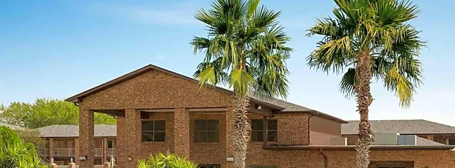 Super 8 by Wyndham Universal City