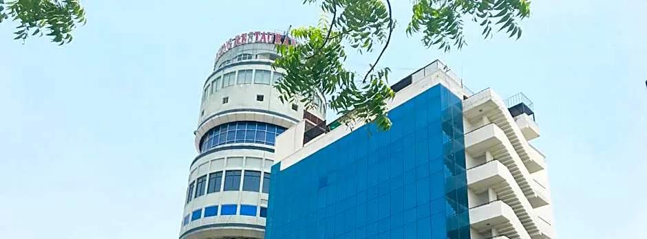 HOTEL OM TOWER