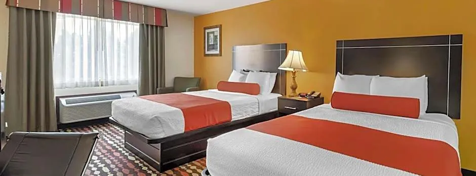 Best Western Greentree Inn & Suites