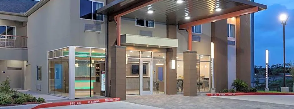 Days Inn & Suites by Wyndham Downtown/University of Houston
