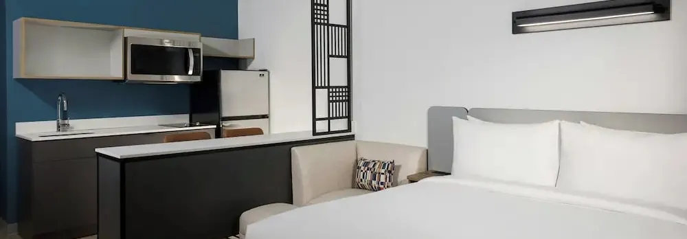 StudioRes by Marriott Greensboro Airport