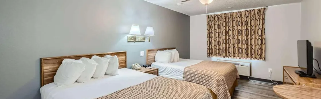 Travelodge by Wyndham Longmont