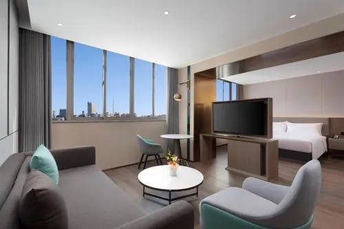 Holiday Inn Shanghai Jingan