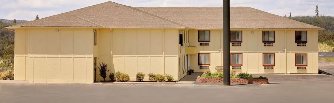 Super 8 by Wyndham Rock Port MO