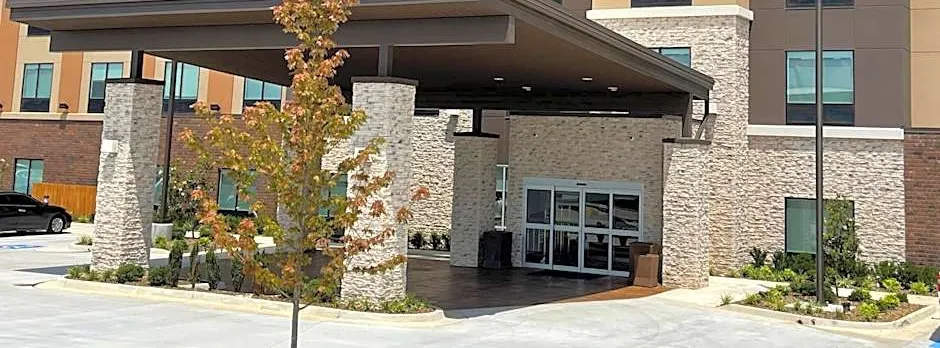 Holiday Inn Express and Suites Ft. Smith Airport By IHG