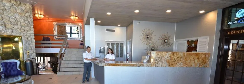 Sea Club Resort