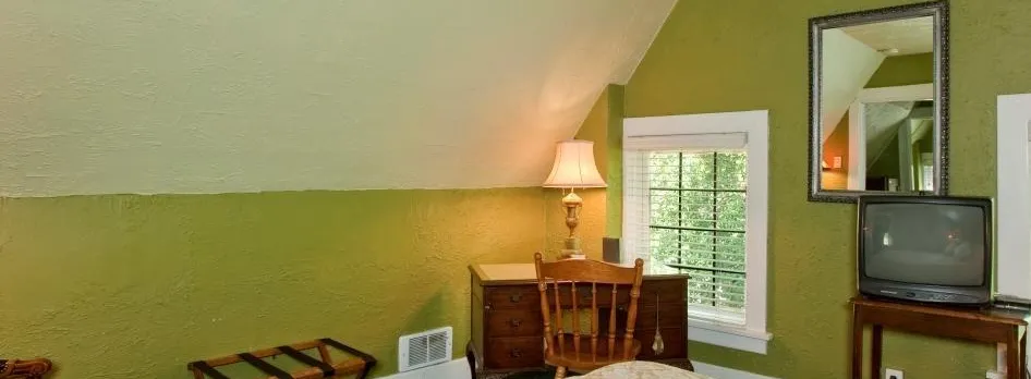Bacon Mansion Bed & Breakfast
