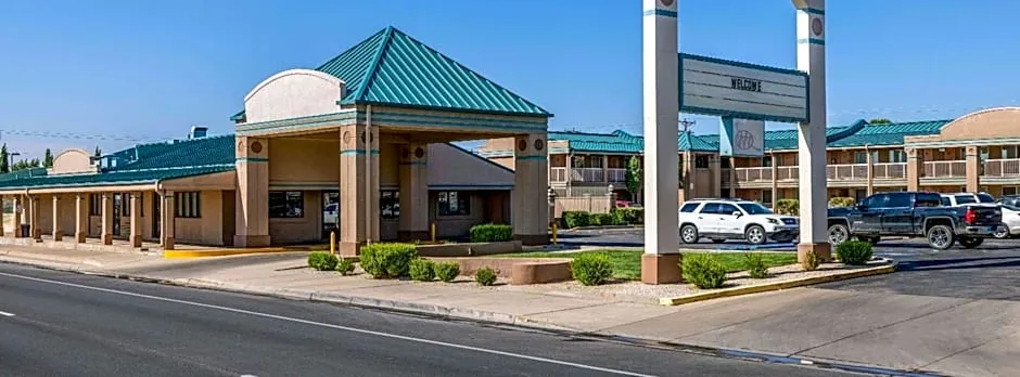 Days Inn by Wyndham Roswell