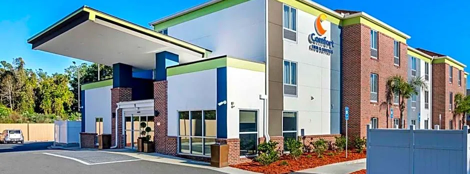 Comfort Inn & Suites Brunswick I-95