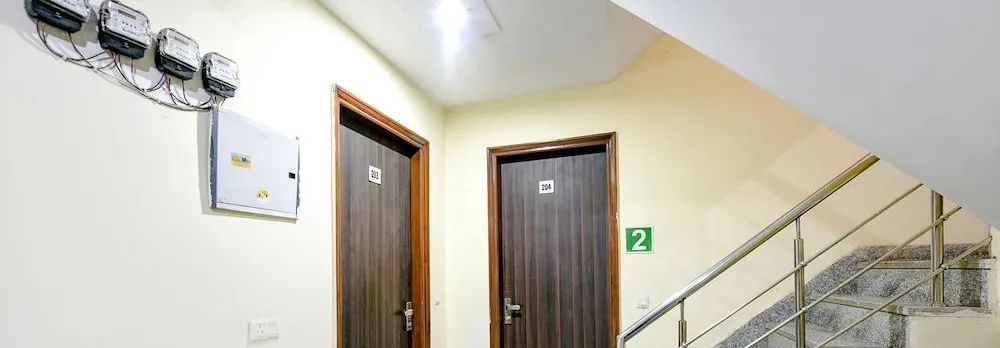Fabhotel Dwarka Residency
