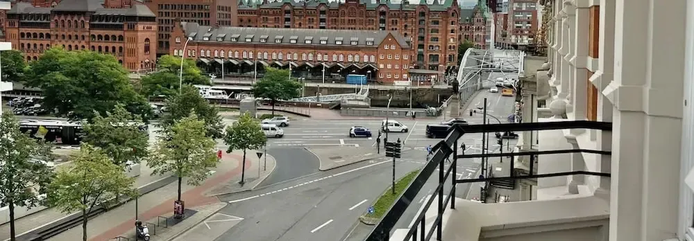 STACEY Downtown
