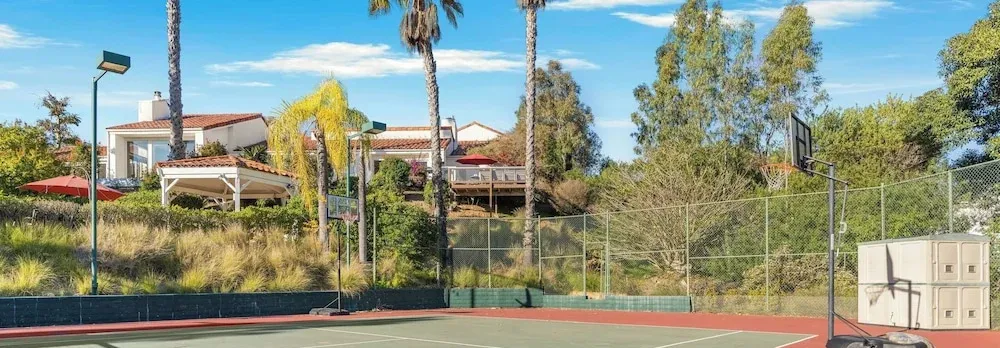 The Tennis Ranch by Avantstay Resort-style Estate Pool + Game Room + Tennis Court Near Wineries