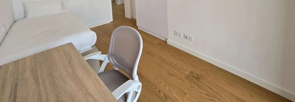 The Roger Terrace 2BR With Pool gym in Barcelona