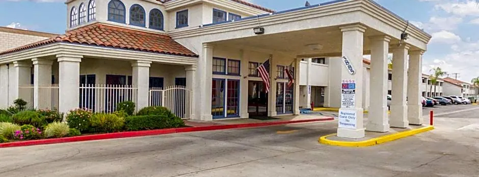 Motel 6 Hemet, CA