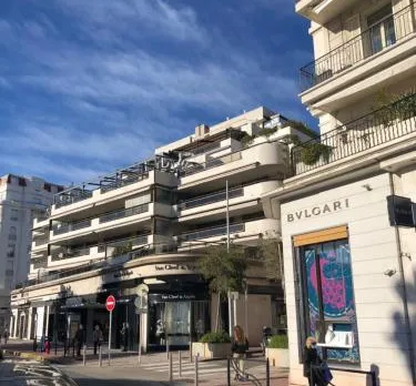 Brand new studio in the heart of Cannes