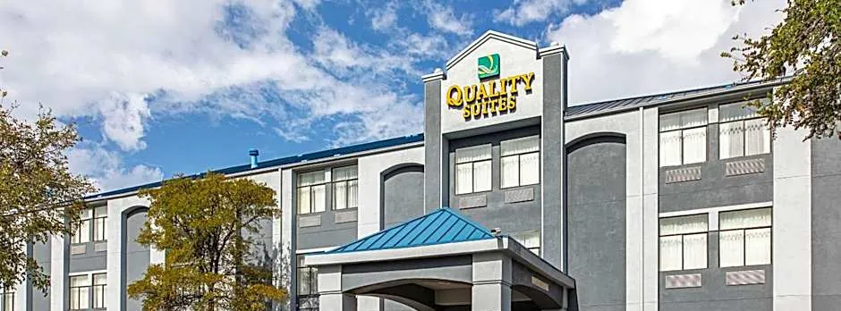 Quality Suites Austin South St. Elmo District