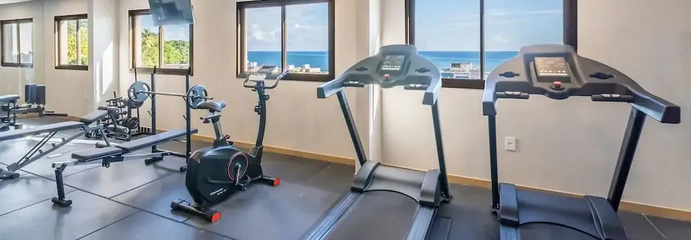 Apartamentos em Prédio c/Academia na Ondina-SSA-HOA