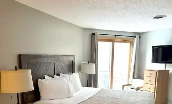 The Pointe Resort & Club 2 Bedroom Condo