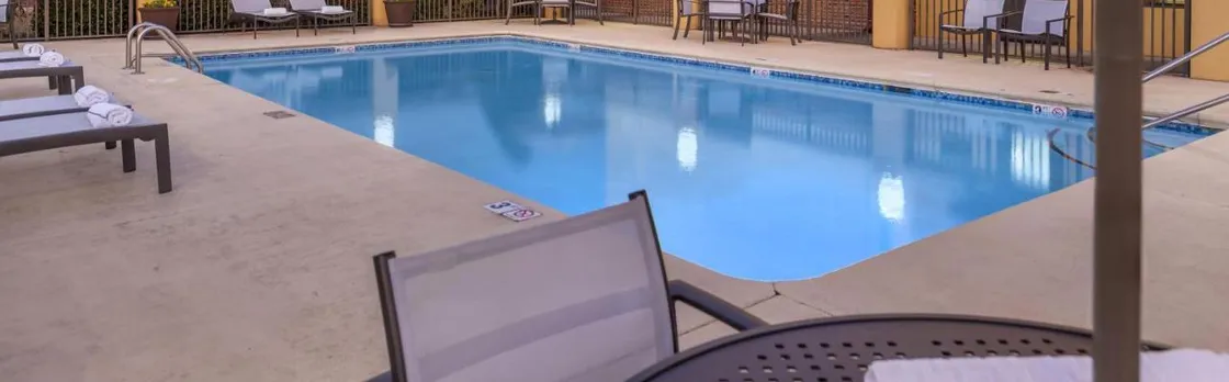 Best Western Plus Suites - Greenville