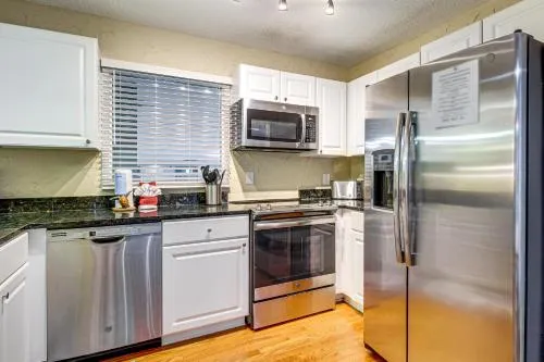 Walk to Beach: Nautical Hilton Head Resort Condo!