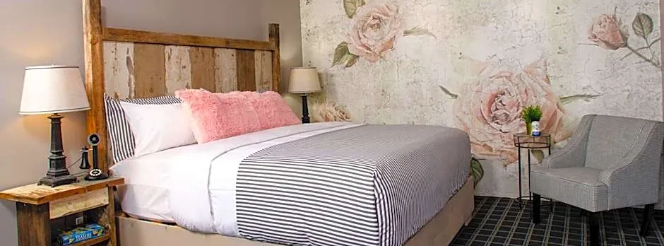 Vintage Block Inn & Suites