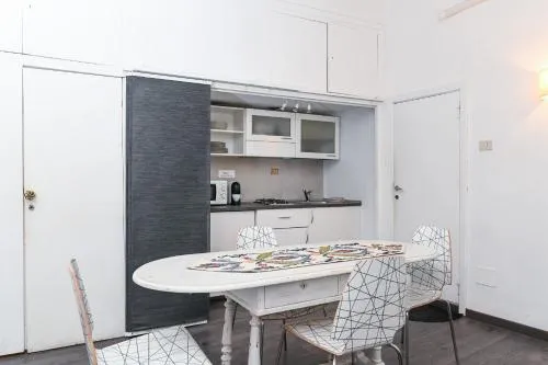 Gorgeous Trastevere loft on the river