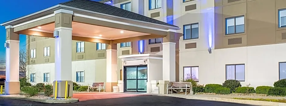 Holiday Inn Express Hotel Howe / Sturigs By IHG