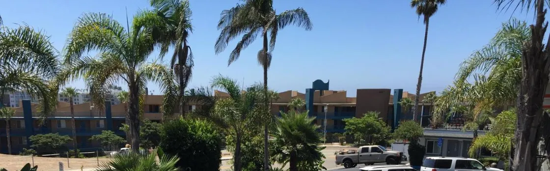 Harbor Inn & Suites Oceanside