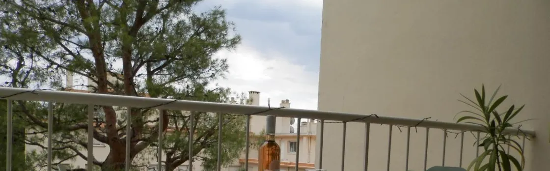 Les Pins . 2 P Calme Et Terrasse (Adults Only)