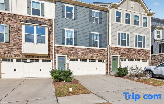 *Cary Spot Premium * + *Fenton, Downtown & RDU*