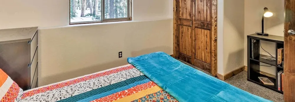 Luxury Mountain Getaway in Fairplay w/ Deck!