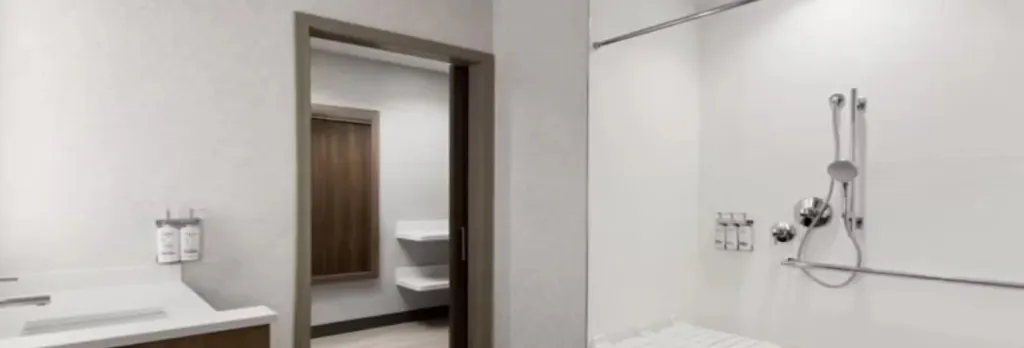 Holiday Inn Express And Suites Anchorage Midtown by IHG
