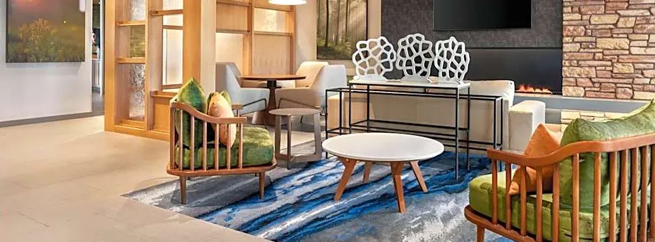 Fairfield Inn & Suites by Marriott Milwaukee West
