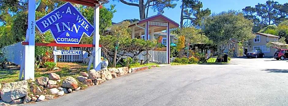 Bide-A-Wee Inn and Cottages