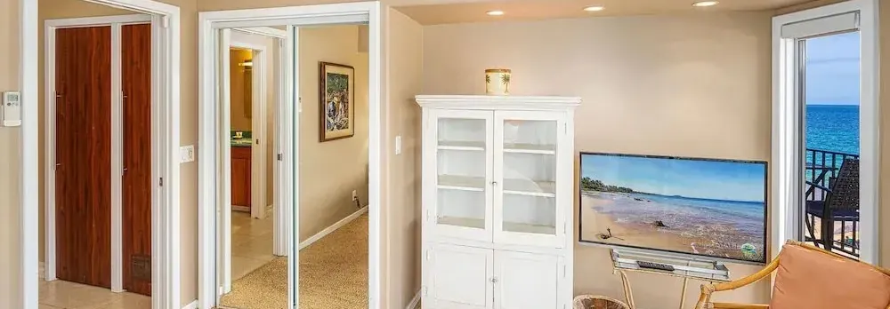 Oceanfront Hale Hui Kai 313 Large Lanai, AC, Incredible Views on Keawakapu Beach