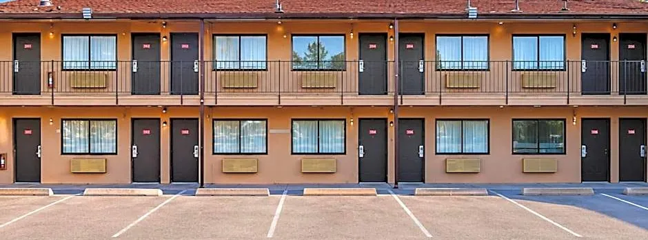 Travel Inn By OYO Omaha