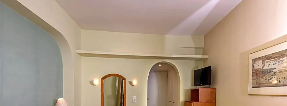 El Greco Hotel