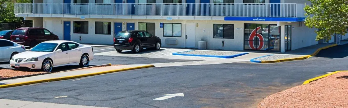 Motel 6 Pueblo I 25