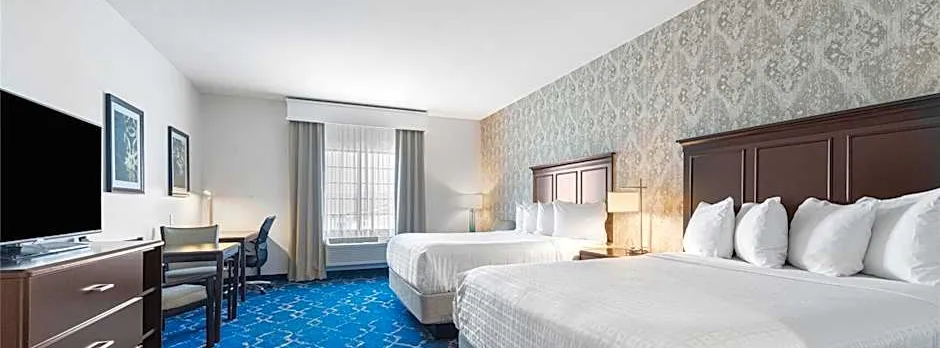 Best Western Plus New Richmond Inn & Suites