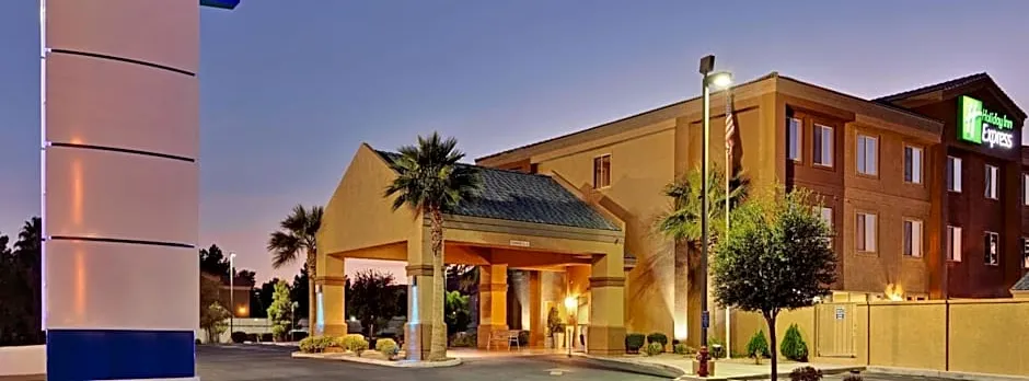 Holiday Inn Express Las Vegas-Nellis By IHG
