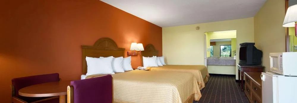 Days Inn by Wyndham Richburg