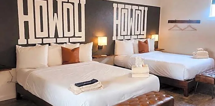 Elk Antler Inn