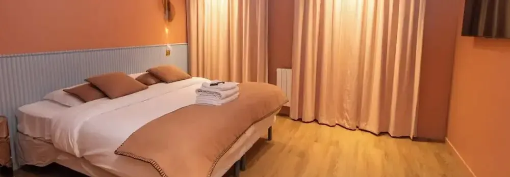 Modern Apartment With AC Center of Paris