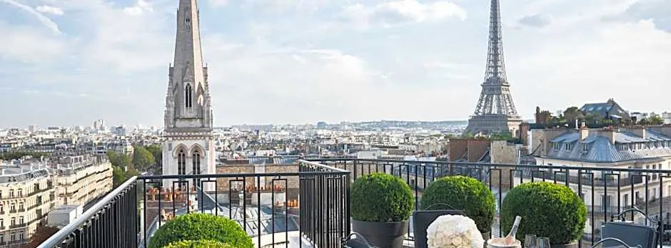 Four Seasons Hotel George V Paris